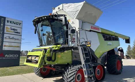 2022 Claas LEXION 8700TT