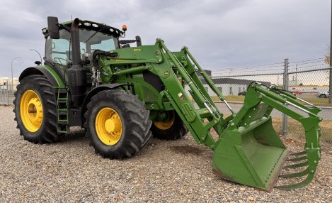 2022 John Deere 6250R