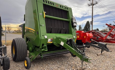 2020 John Deere 560M