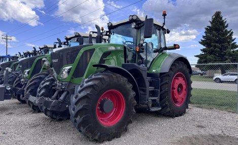 2022 Fendt 824 VARIO