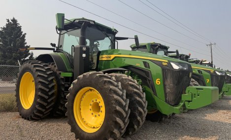 2025 John Deere 8R 410