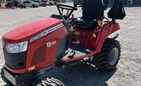 2022 Massey Ferguson GC1725M