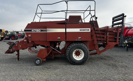 1998 Hesston 4790