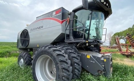 2019 Gleaner S97