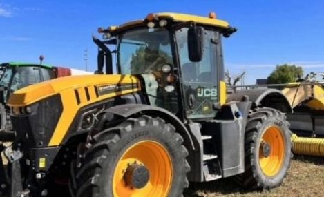 2017 Jcb FASTRAC 4220