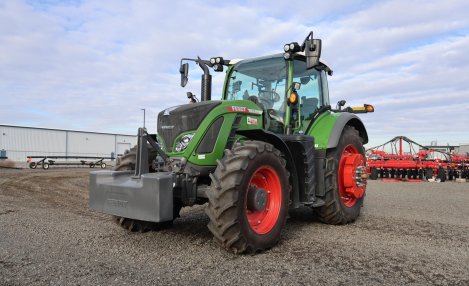 2023 Fendt 718 VARIO