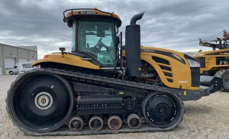 2018 Challenger MT865E