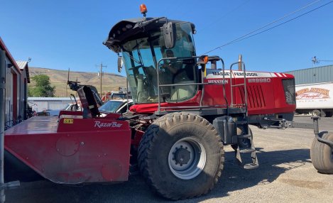 2019 Massey Ferguson WR9980