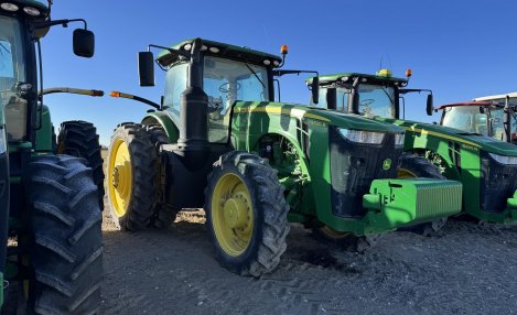 2019 John Deere 8320R