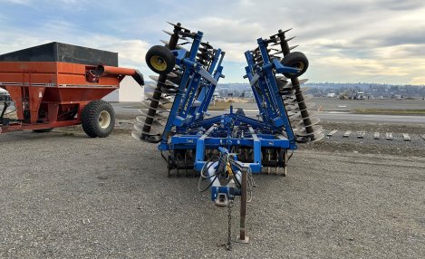 2016 Landoll 7431-26