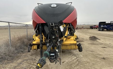 2021 New Holland BIG BALER 340S