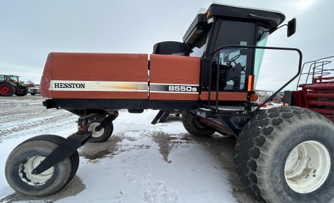 2003 Hesston 8550S