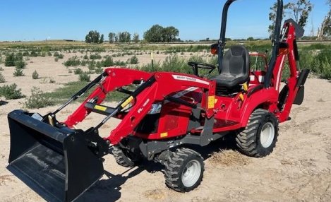 2022 Massey Ferguson GC1723EB