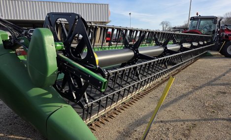2021 John Deere 735D