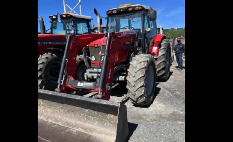 TRACTEUR MASSEY FERGUSON 5455 (U-8429)