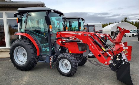 TRACTEUR MASSEY FERGUSON 1835M (U-80053)