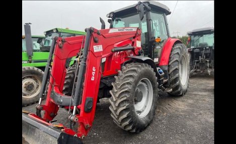 MASSEY FERGUSON MF5612 TRACTOR (U-8249)