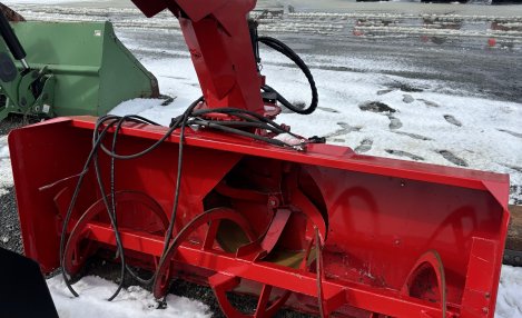 PRONOVOST P720-80 SNOWBLOWER (U-70109)