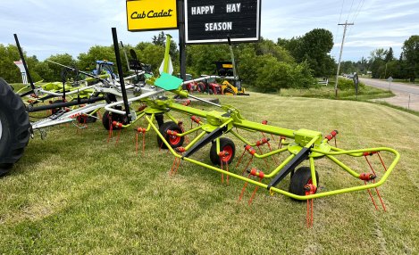Claas Volto 800TH Tedder