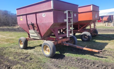 J&M 250-7 Gravity Box