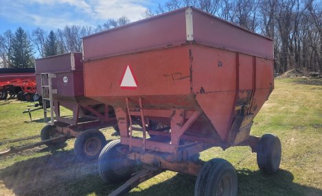 J&M 250-7 Gravity Box