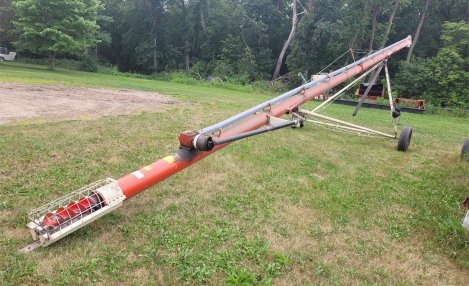 1999 FARM KING 8x56 F488