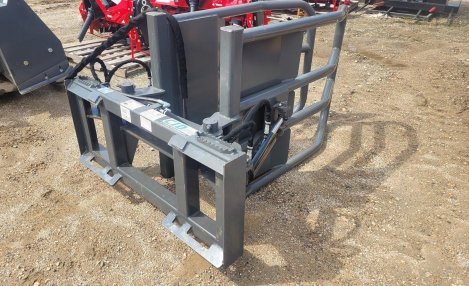 2023 Bale Grabbers / Handlers CID XBS 1368